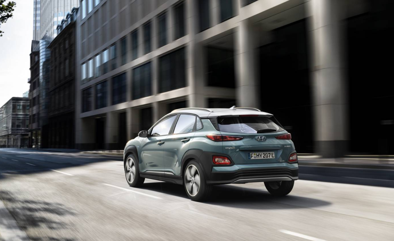 Hyundai announce the Kona Electric featuring wireless induction charging techAU